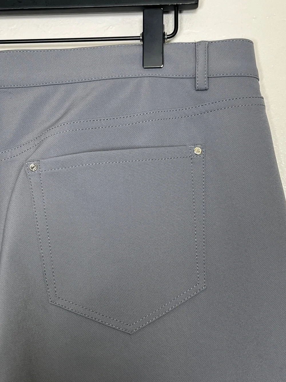 LAFAYETTE 148 New York Women’s Size 12 Gray Mercer Stretch Mid-Rise Skinny Jeans